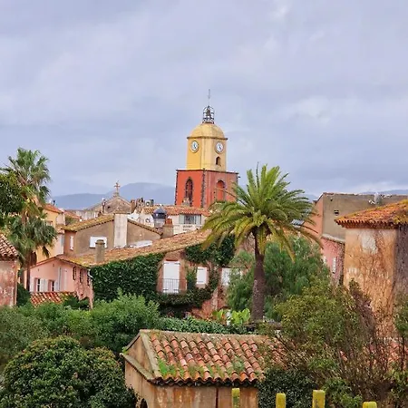 Les Lauriers Hotel