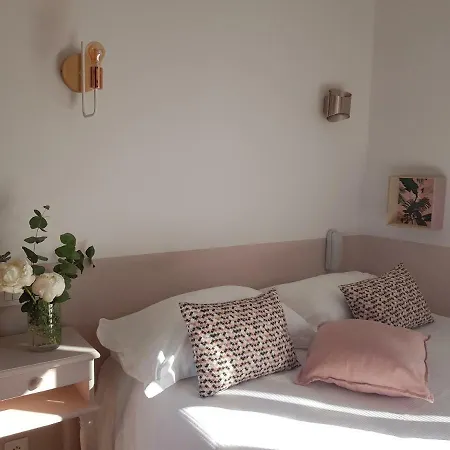 Hotel Les Lauriers 3*