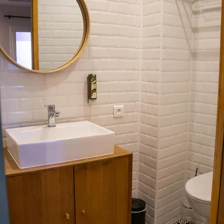 Les Lauriers Hotel 3*