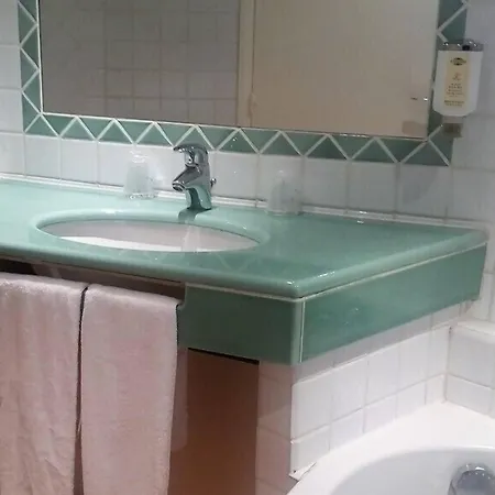 Hotel Les Lauriers Saint-Tropez