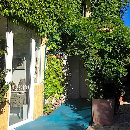 Hotel Les Lauriers Saint-Tropez