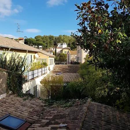 Hotel Les Lauriers 3*